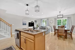 353 Fuller St, Ludlow, MA 01056 - Photo 8