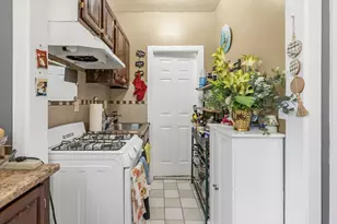 191 Farnham St, Lawrence, MA 01843 - Photo 22