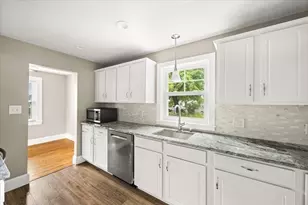 89 School St, Middleborough, MA 02346 - Photo 8