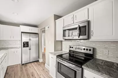 89 School St, Middleborough, MA 02346 - Photo 6