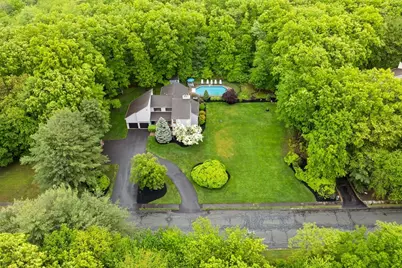 14 Appleblossom Ln, Easton, MA 02375 - Photo 2