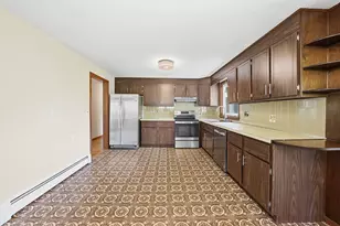 6 Belmont Rd, Burlington, MA 01803 - Photo 10
