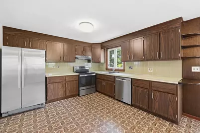 6 Belmont Rd, Burlington, MA 01803 - Photo 8