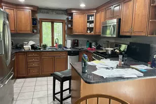 21 Sheridan Dr, Plymouth, MA 02360 - Photo 4