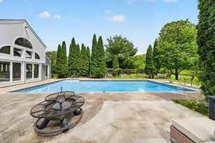 57 Center St, Groveland, MA 01834 - Photo 6