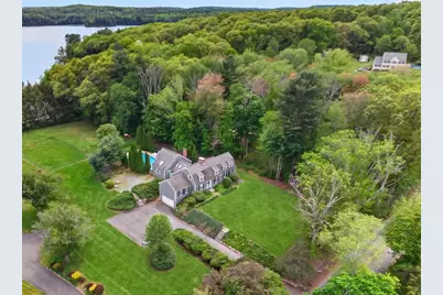 57 Center St, Groveland, MA 01834 - Photo 2