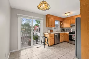 9 School St, Natick, MA 01760 - Photo 4