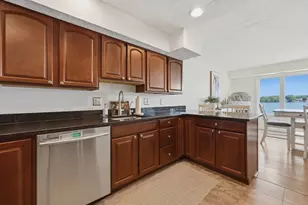 60 Pointe Rok Dr, Worcester, MA 01604 - Photo 8