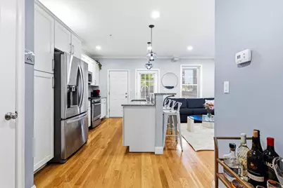 242 W 5th St #1, Boston, MA 02127 - Photo 4