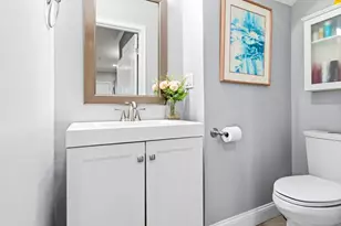 242 W Fifth St, Boston, MA 02127 - Photo 16