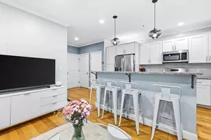 242 W Fifth St, Boston, MA 02127 - Photo 8