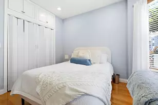 242 W Fifth St, Boston, MA 02127 - Photo 12