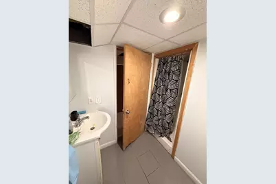 780 Summer St, Brockton, MA 02302 - Photo 18