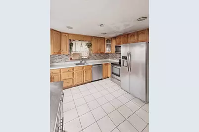 780 Summer St, Brockton, MA 02302 - Photo 4