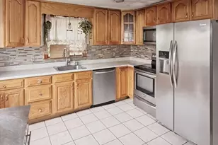 780 Summer St, Brockton, MA 02302 - Photo 4