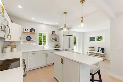 2 Harrison Ave, Gloucester, MA 01930 - Photo 8