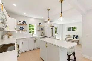 2 Harrison Ave, Gloucester, MA 01930 - Photo 8