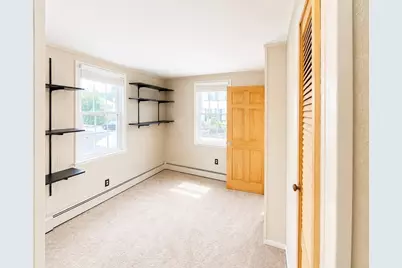 41 Benefit St, Taunton, MA 02780 - Photo 8