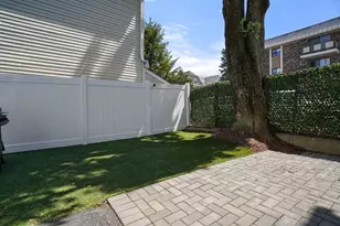 4 Fairlee St, Somerville, MA 02144 - Photo 24