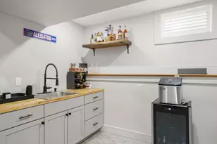 4 Fairlee St, Somerville, MA 02144 - Photo 22