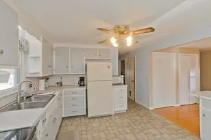93 Moss Rd, Springfield, MA 01119 - Photo 10