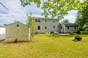 93 Moss Rd, Springfield, MA 01119 - Photo 6