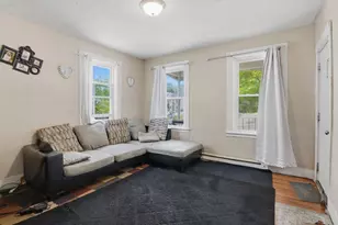 31 Aetna St, Worcester, MA 01604 - Photo 4