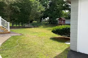 24 Lawrence St, Woburn, MA 01801 - Photo 14