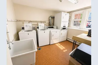 39 N Billerica Rd #4, Lowell, MA 01852 - Photo 12