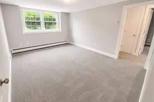39 N Billerica Rd, Lowell, MA 01852 - Photo 4