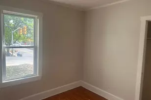 754 Aiken Ave, Lowell, MA 01850 - Photo 4