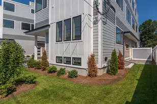 308 Newton St, Waltham, MA 02453 - Photo 32