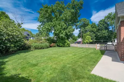 20 Wenonah Pl, Longmeadow, MA 01106 - Photo 40