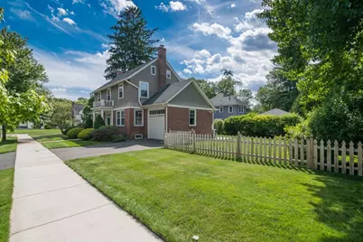 20 Wenonah Pl, Longmeadow, MA 01106 - Photo 4