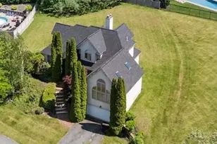 10 Valleyview Farm Rd, Haverhill, MA 01835 - Photo 1