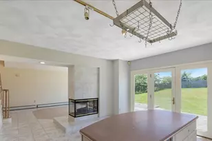 10 Valleyview Farm Rd, Haverhill, MA 01835 - Photo 12