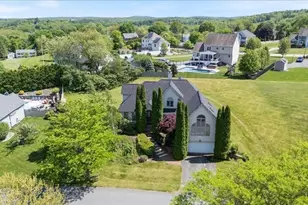 10 Valleyview Farm Rd, Haverhill, MA 01835 - Photo 2