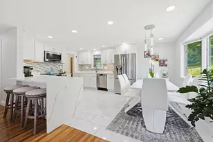 46 Robinson Rd, Woburn, MA 01801 - Photo 6