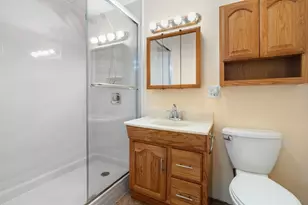 23 Friendship St, Billerica, MA 01821 - Photo 12