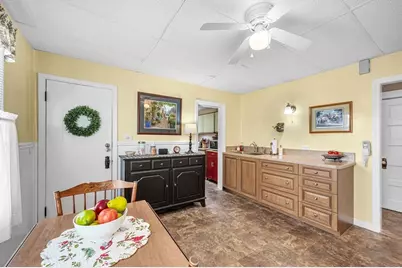 162 Hubbard St, Ludlow, MA 01056 - Photo 14