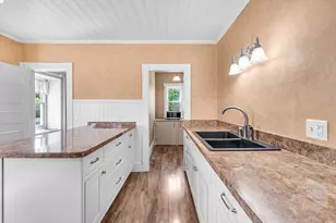 162 Hubbard St, Ludlow, MA 01056 - Photo 30