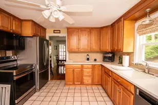 2 Paradox Dr, Worcester, MA 01602 - Photo 6