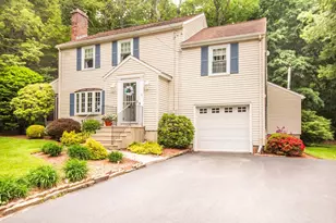2 Paradox Dr, Worcester, MA 01602 - Photo 2
