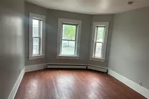 754 Lakeview Ave, Lowell, MA 01850 - Photo 2