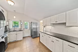 22 Madison Rd, Halifax, MA 02338 - Photo 12