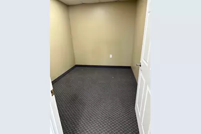 385 Washington St, Quincy, MA 02169 - Photo 18