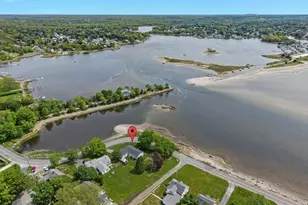 821 Pearse Rd, Swansea, MA 02777 - Photo 10
