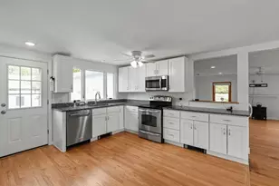 821 Pearse Rd, Swansea, MA 02777 - Photo 20