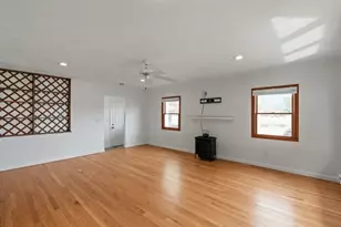 821 Pearse Rd, Swansea, MA 02777 - Photo 16
