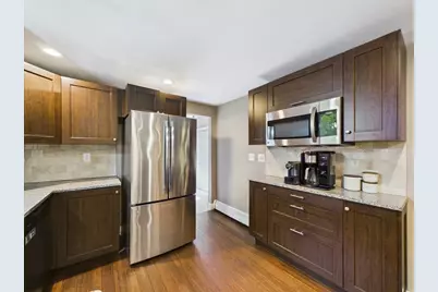 84 Seekell St, Taunton, MA 02718 - Photo 2
